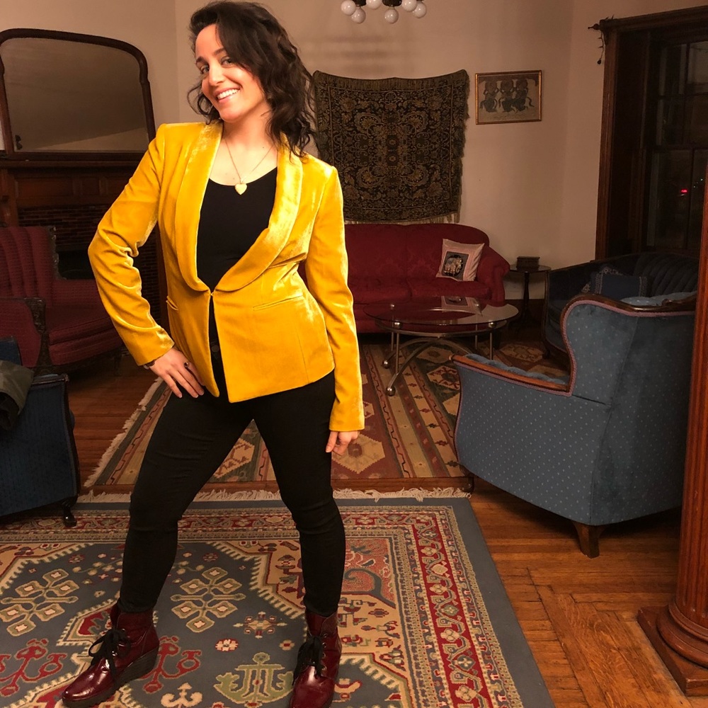 Meet your Posher, Shara